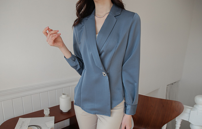 シャツ カラー シルバー輪 繻子 ブラウス