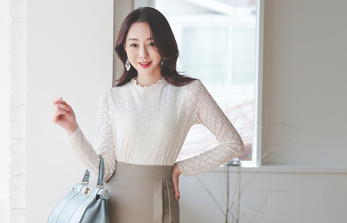 刺繍 レイス 二重 プリルネック ブラウス