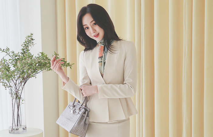 ノーカラー キュービック 써클버튼 ペプラム ジャケット