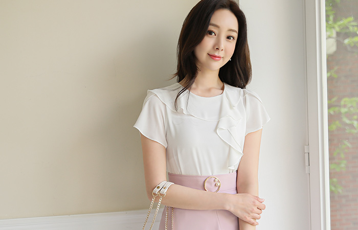 윙 スリット スリーブ アンバランス フリル ブラウス