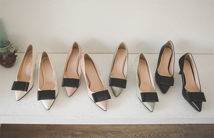 [モデル着用40次]サテン フラットリボン パンプス ヒール(3cm/7cm)