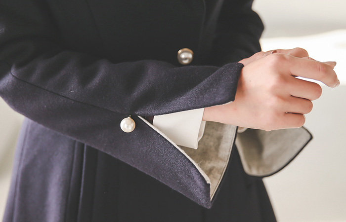 パールボタンベ​​ルスリーブ毛織コート