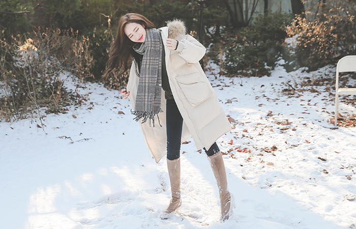 ラクーンファートリミングオーバーフィットパディングジャンパ