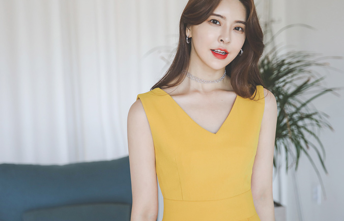 クラッシー ブイネック スリム ワンピース(夏)