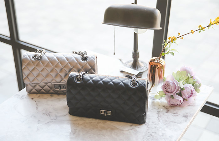 [モデル着用42次]クラシック 캐비어 ショルダー チェーンかばん