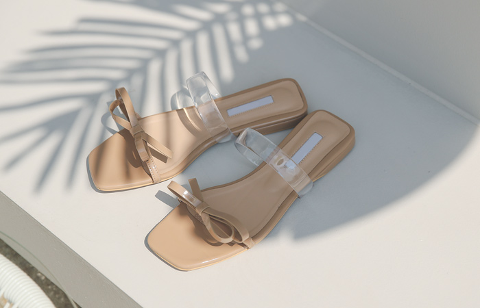 [モデル着用41次]エナメル リボン 투명스트랩 スリッパ