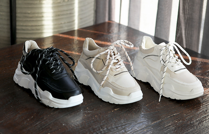 ステッチ ポイント プラットフォームソール スニーカー