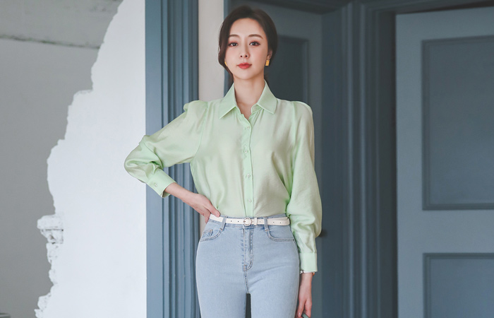 エッセンシャル パフ袖 襟シャツ 人造絹糸 ブラウス