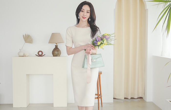 バックポイント 딥라인 パフ袖 弾力 ワンピース