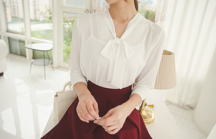 メリーリボンタイロングブラウス