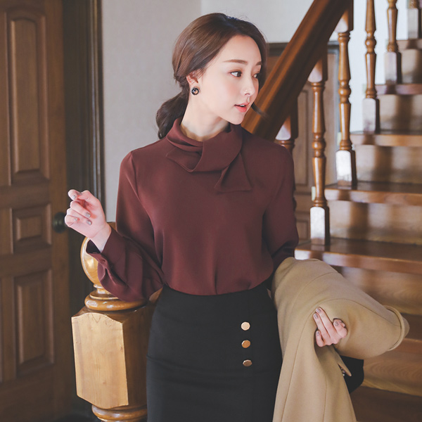 スタックスカーフロルネクブラウス