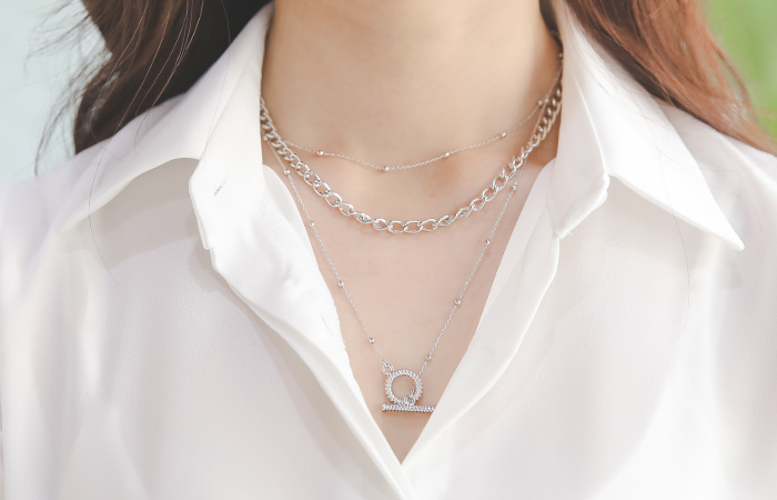 チェーンダブルラインポイントネックレス