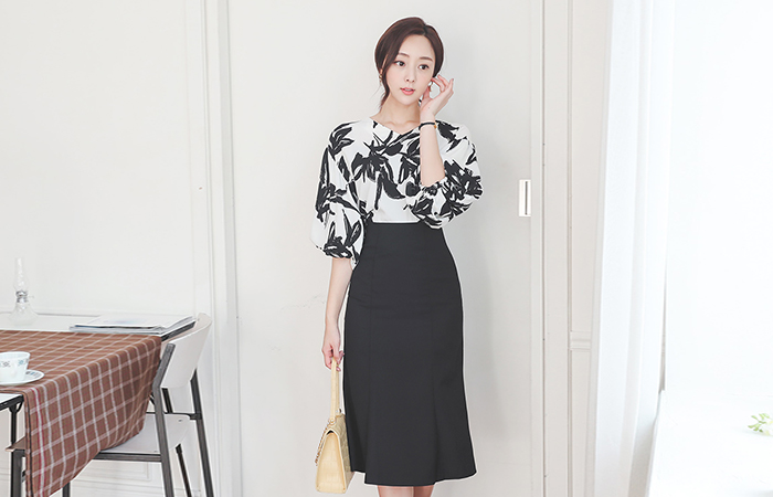 ブイネック バンディング バルーン袖 捺染 ブラウス