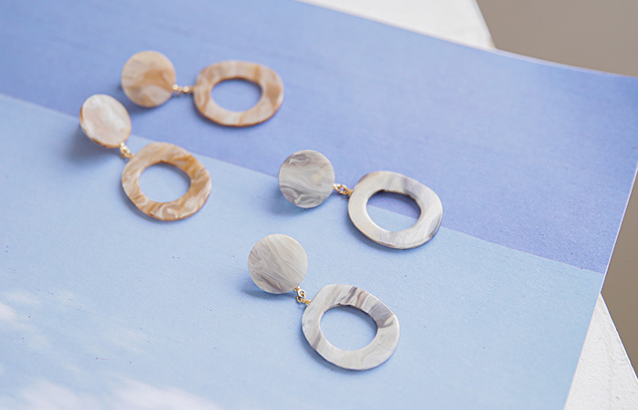 ダブルサークル マーブルストーン イヤリング