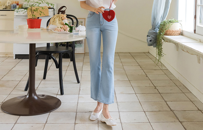 デーリー ブーツカット もち 細かく美しい デニム パンツ