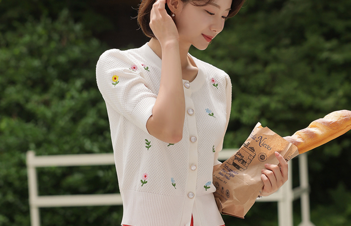 ラブリー 花柄 刺繍 ニット カーディガン