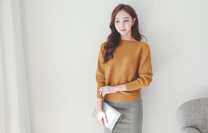 ボートネックエイゴルジニットティー