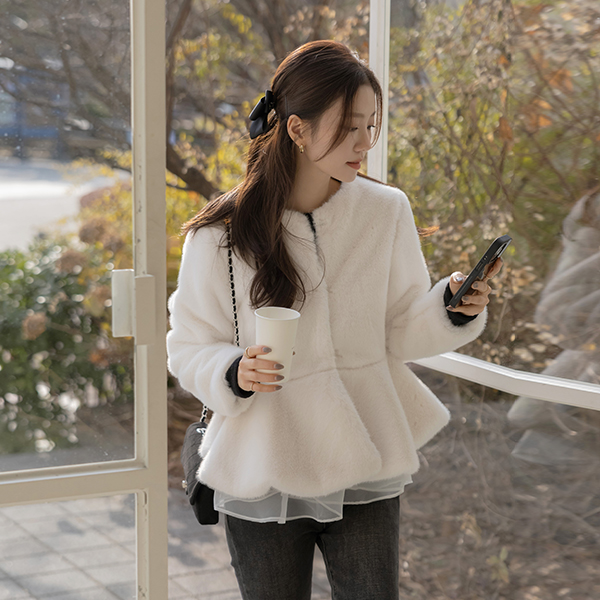 ラッフル 레이어링 ぽかぽかした ファー ペプラム ジャケット