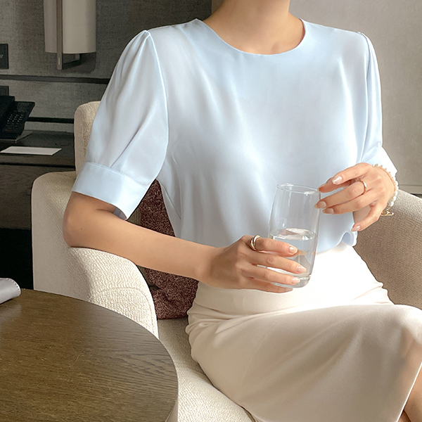 ベーシック ブラウス