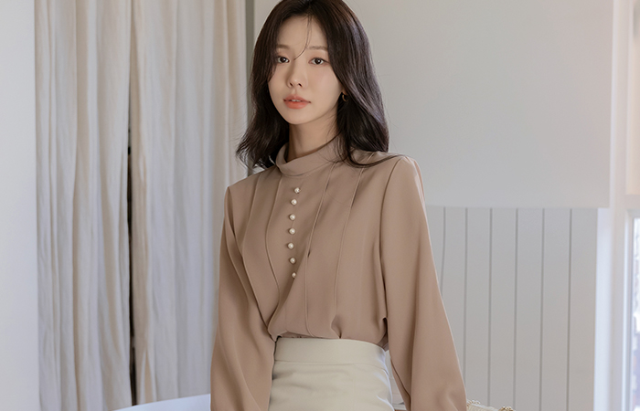 이븐 真珠 ピンタック ハーフネック ブラウス