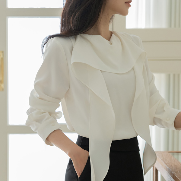 エレガンス ラッフル スカーフネック ブラウス