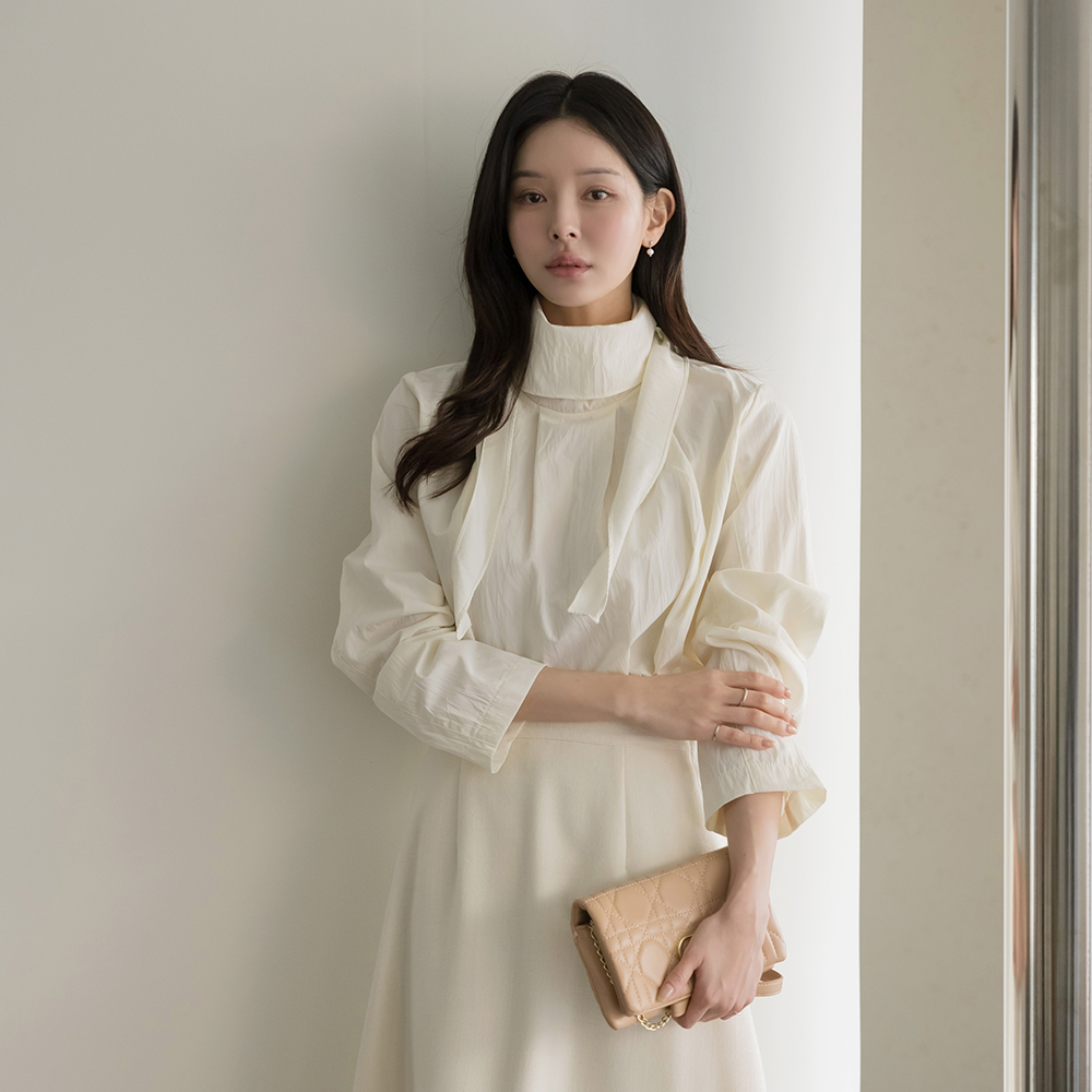 フェミニン スカーフネック ブラウス