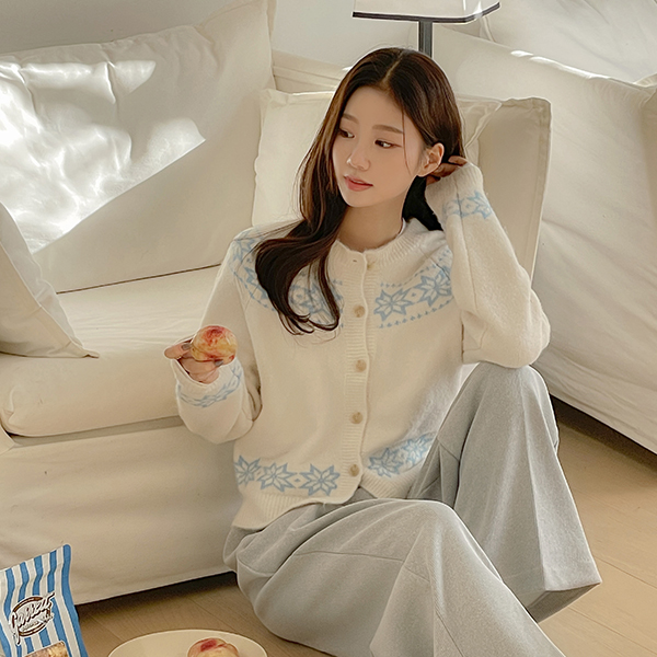 ふわふわ ラウンドネック ウール ノルディック ニット カーディガン