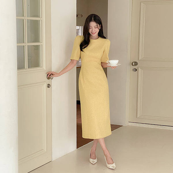 分厚い ドレッシー ライン パフ ワンピース