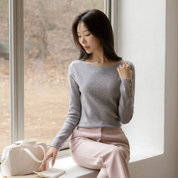 ボートネック 袖 ゴールド ボタン ニット