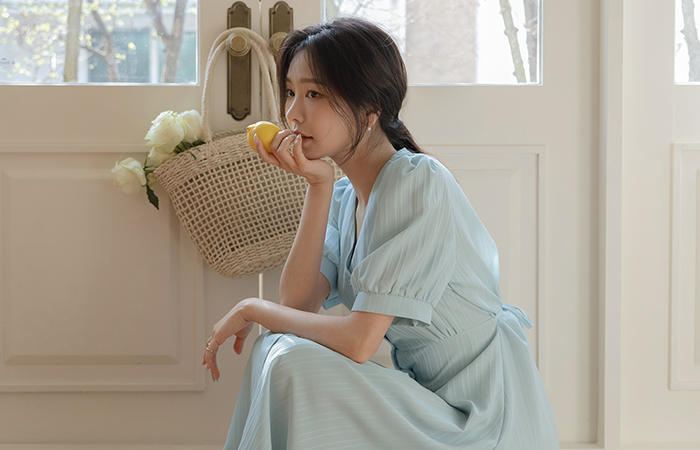 로이즈 パフ袖 Aライン ワンピース