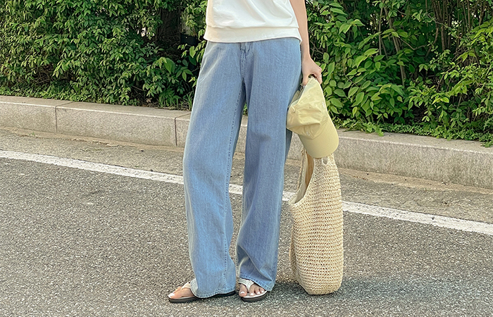 T ワイドフィット 後面バンド デニム パンツ
