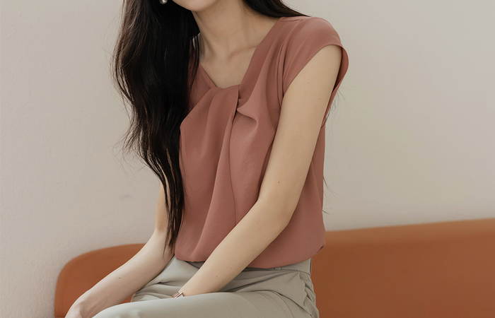 듀이 縒りネック キャップップ ブラウス