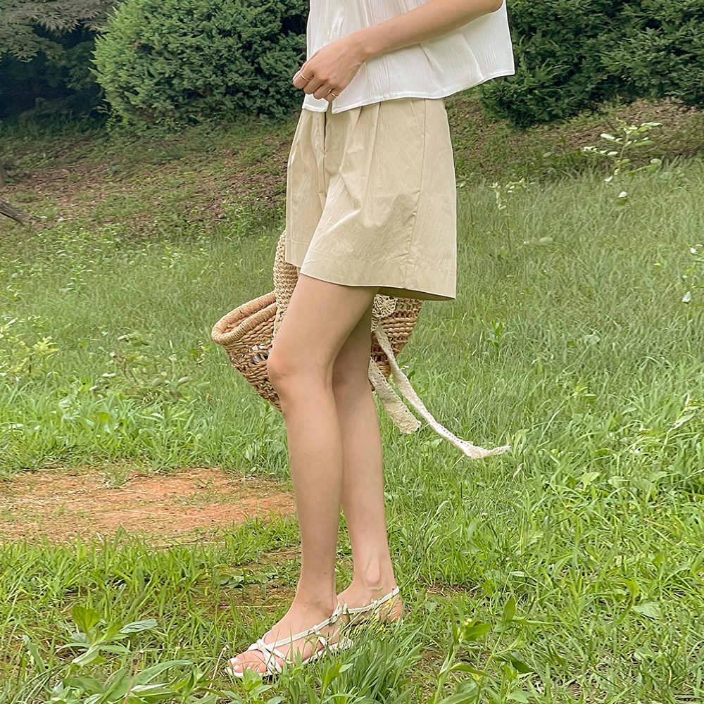 깔끔핏 ピンタック ハーフ パンツ