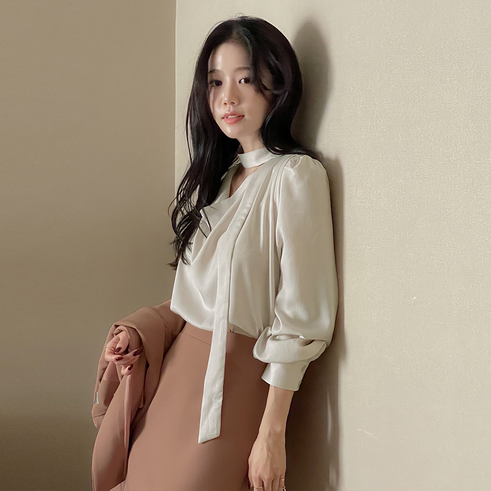 ベルベット カウルネック ブラウス(+スカーフ)