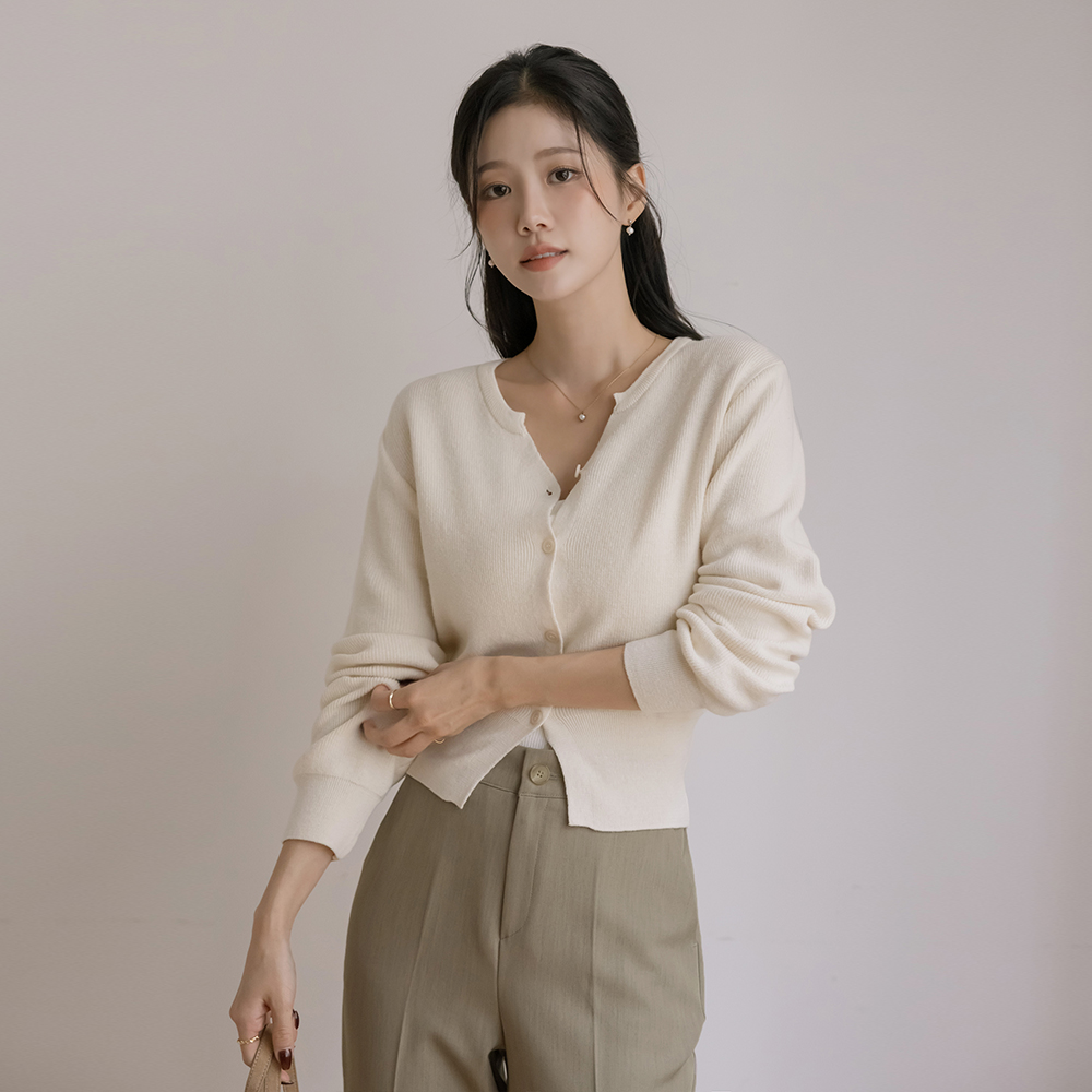 切開ネック はち ニット カーディガン