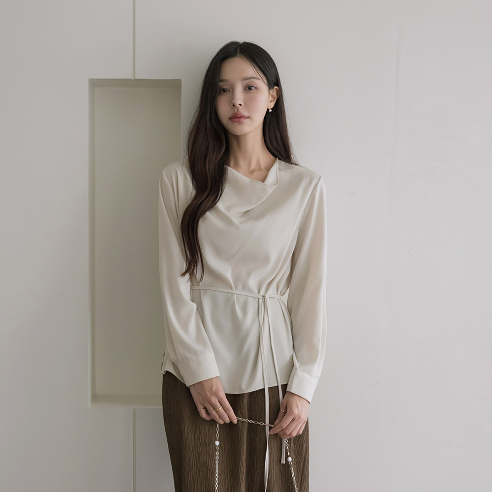 Mari カウルネック 長袖 ブラウス(+ベルト)