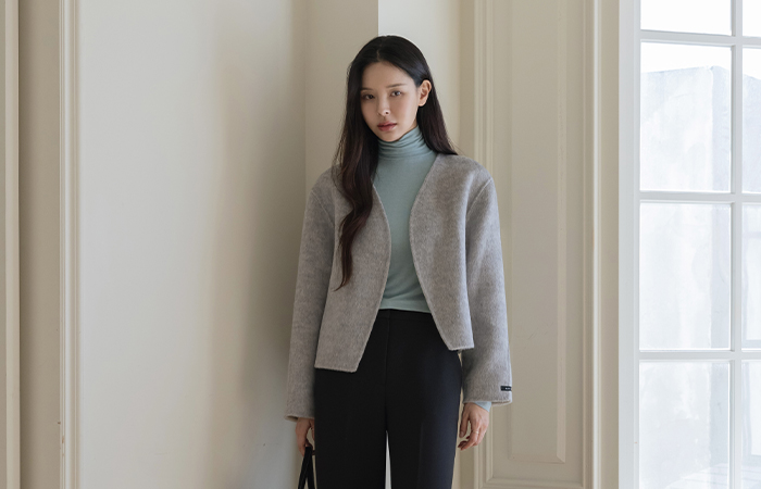 デーリー 細かく美しい ハイネック ウール ティーシャツ