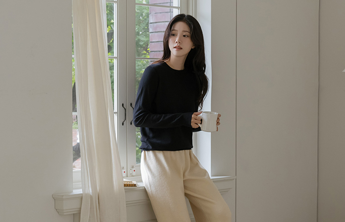 デーリー ラウンドネック 柔らかい カシミア ニット