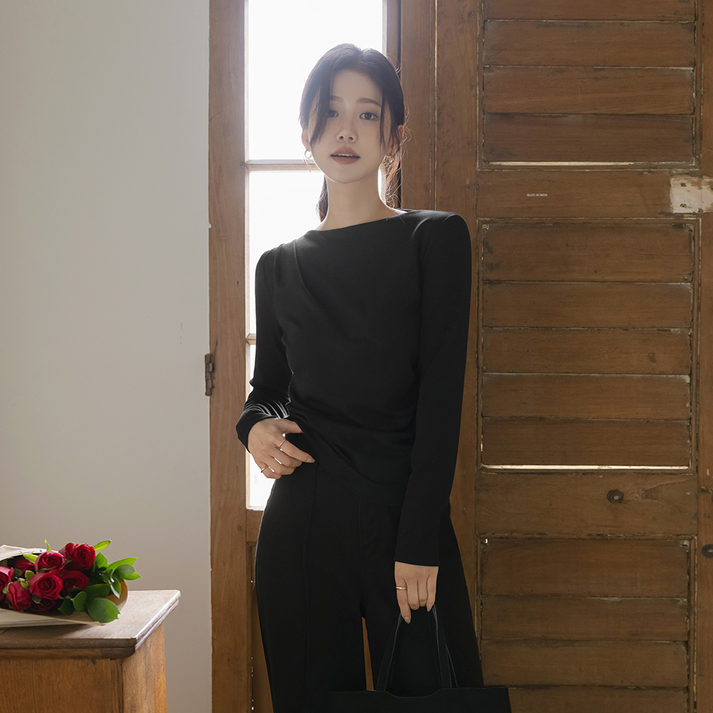 ボートネック きれいなフィット シャーリング 弾力 ティーシャツ