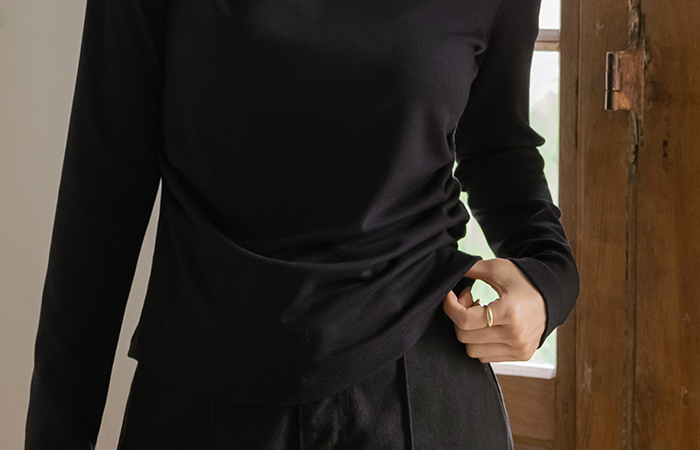 ボートネック きれいなフィット シャーリング 弾力 ティーシャツ