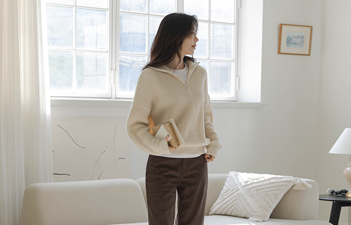 ハイネック ハーフ ジップアップ 分厚い ニット