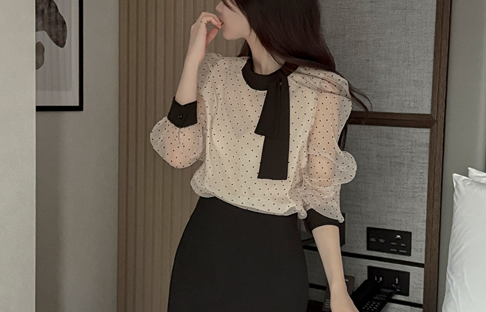 ラブリー トット スカーフネック シースルー ブラウス