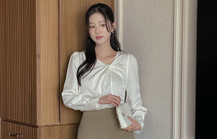 ロマンチック 縒りネック 長袖 ブラウス