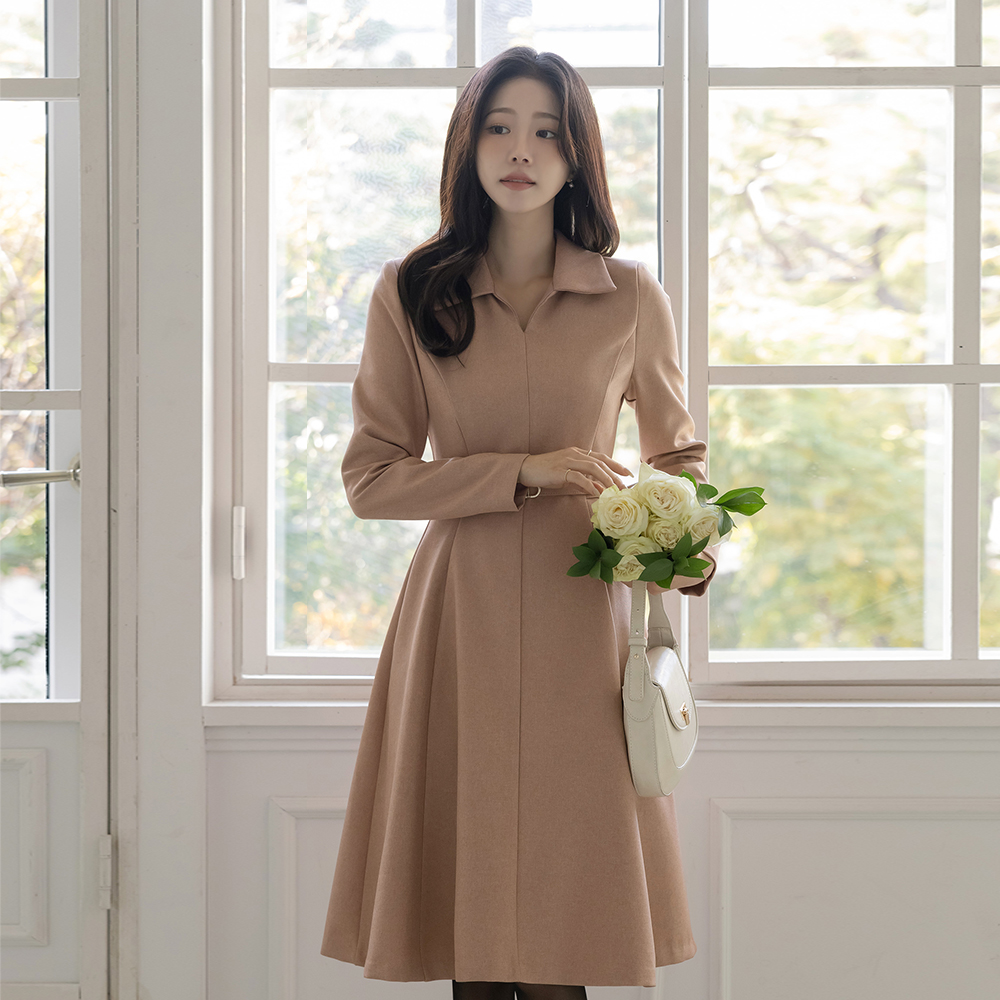 Mari カラー 切開ネック Aライン ワンピース(+ベルト)