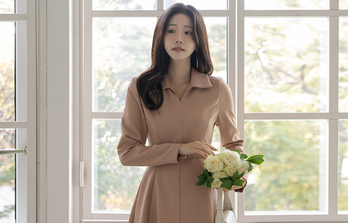 Mari カラー 切開ネック Aライン ワンピース(+ベルト)