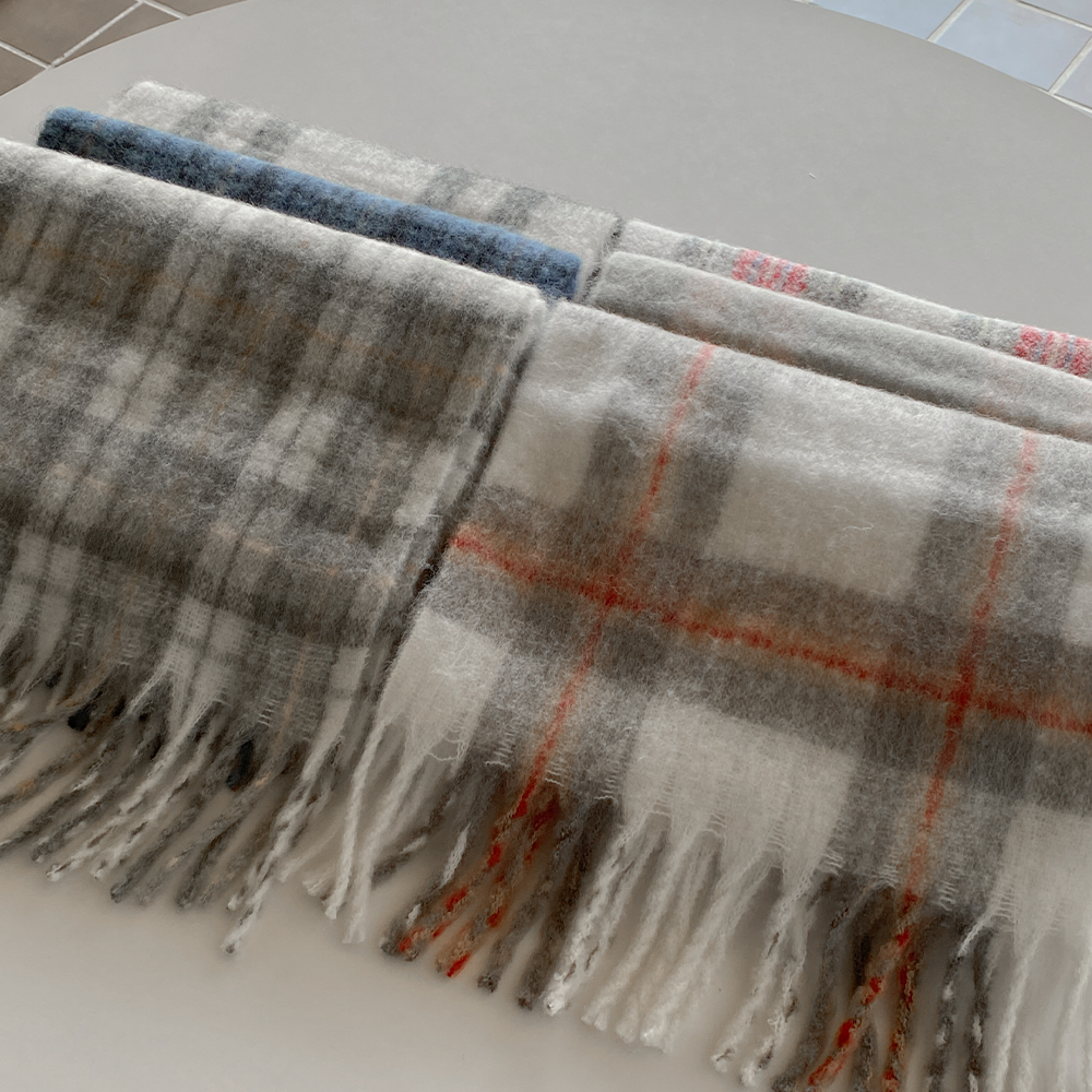 デーリー チェック タッセル マフラー