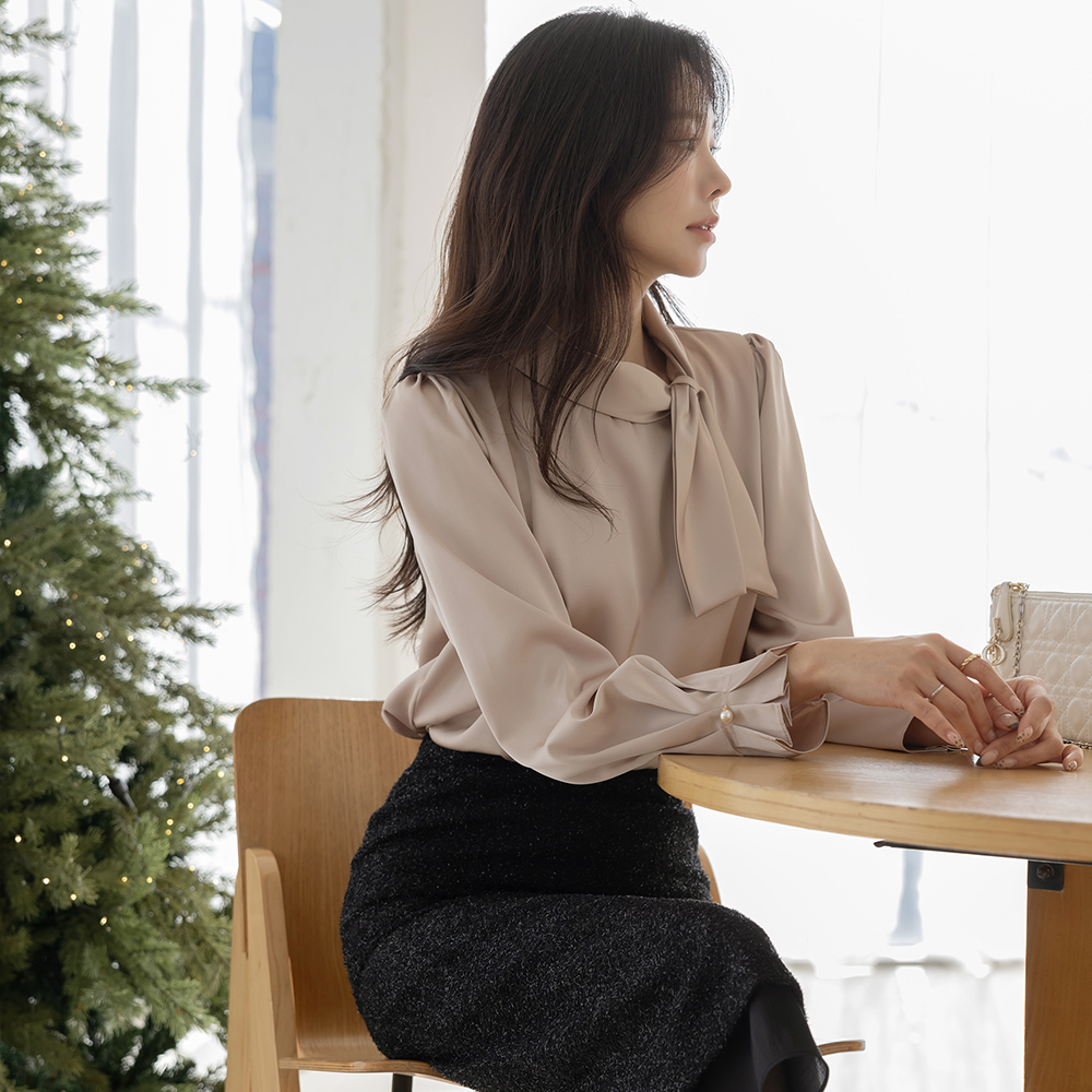 スカーフネック サテン ブラウス