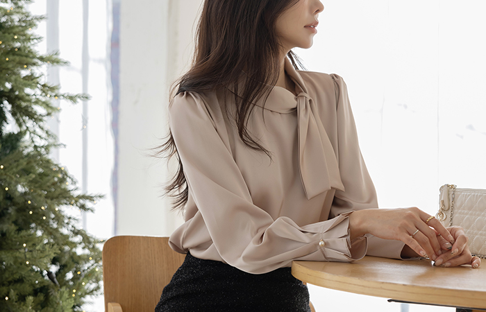 スカーフネック サテン ブラウス