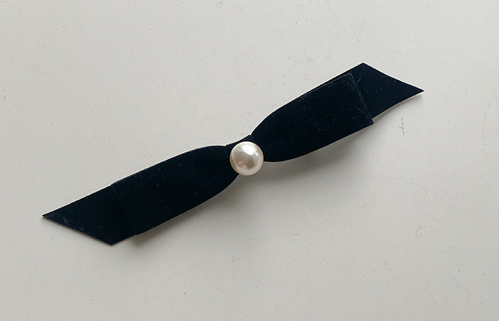 ロマンチック 真珠 ポイント スエード 리본핀