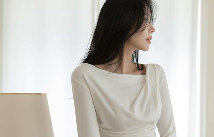 ほっそりした アンバランス ドレーピング 裏起毛 弾力 ティーシャツ